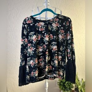 Bobeau size M Womens top EUC